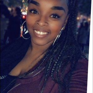 Meet your Posher, Tami